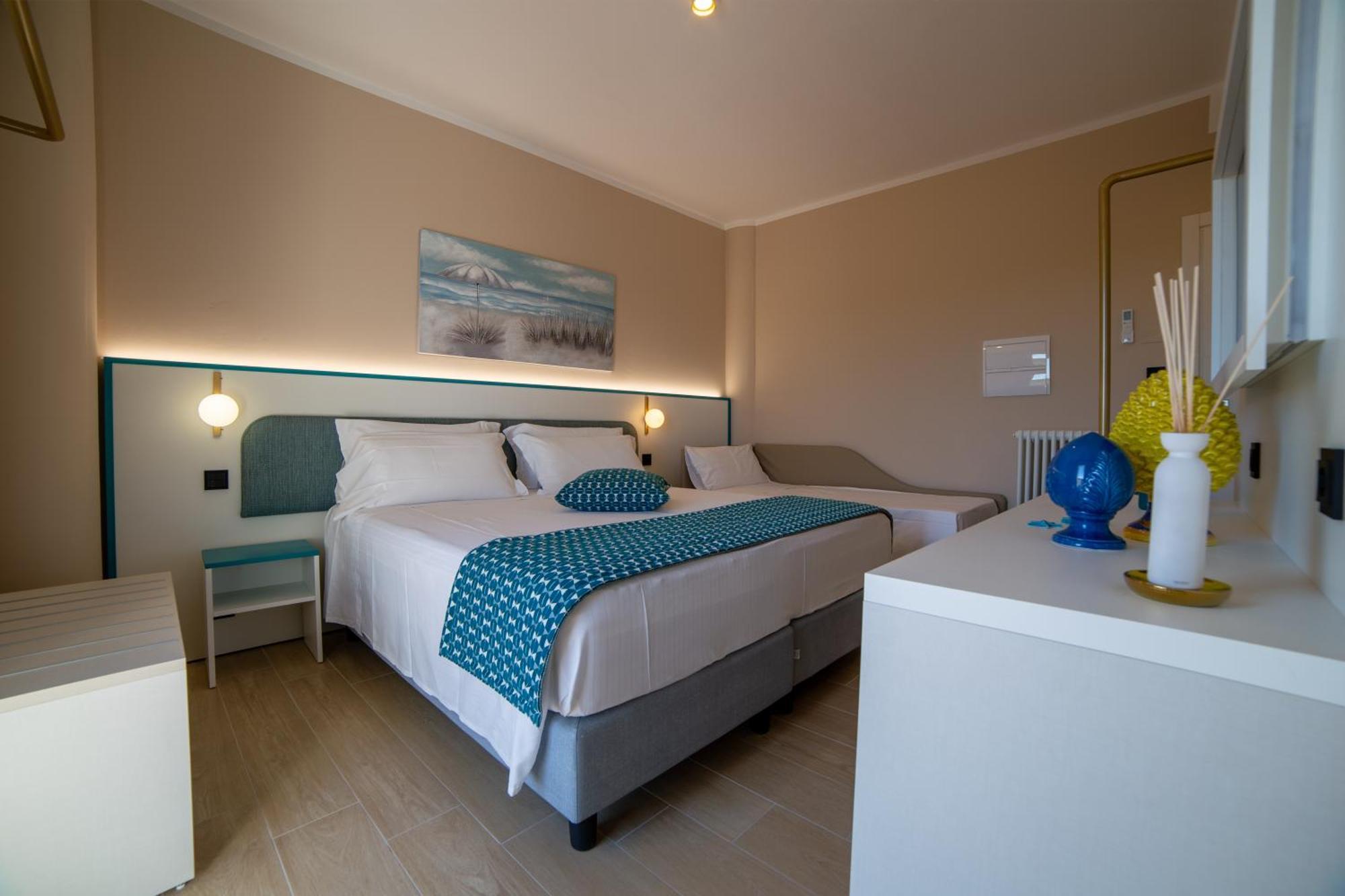 Hotel Sporting Vasto Buitenkant foto